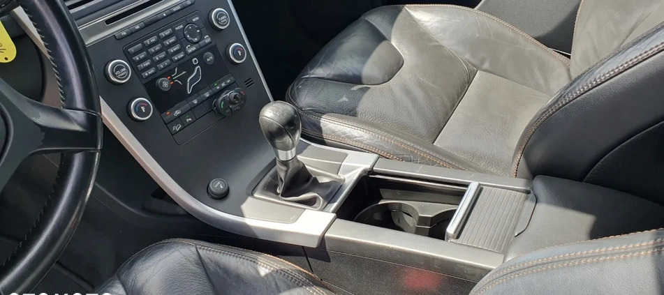 Volvo XC 60 cena 43900 przebieg: 187000, rok produkcji 2010 z Pułtusk małe 781
